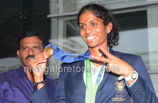 MR Poovamma gets grand welcome in Mangalore